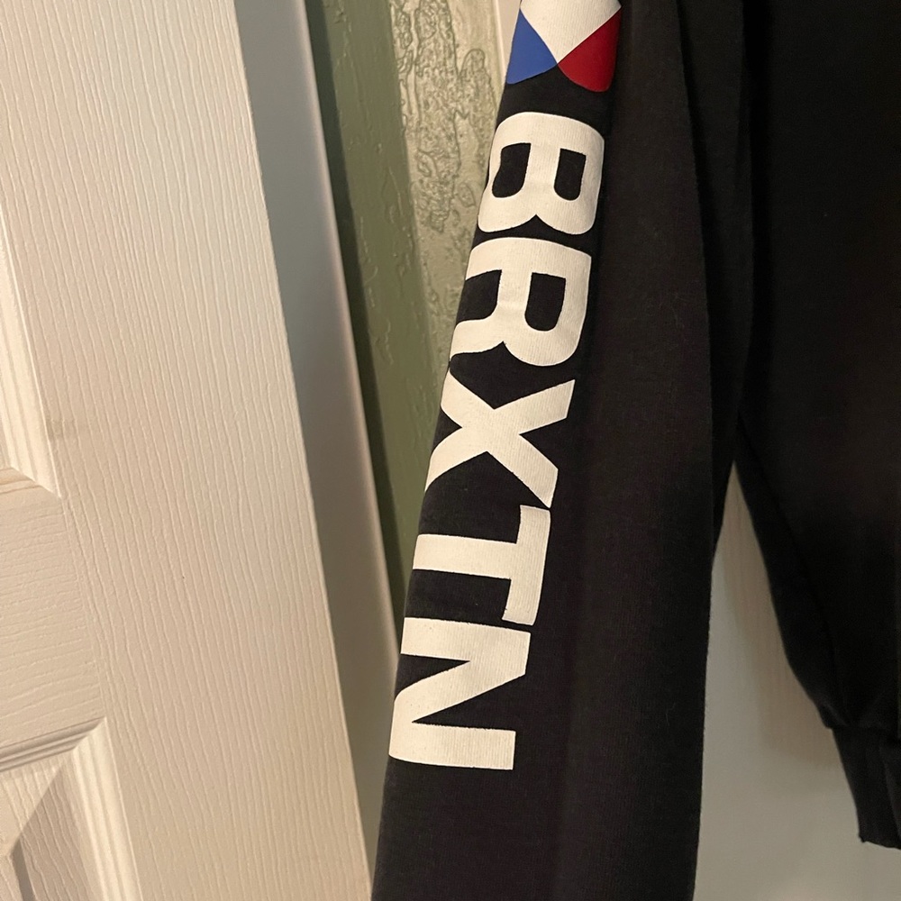 Brixton hoodie. lightly used size S fits a medium